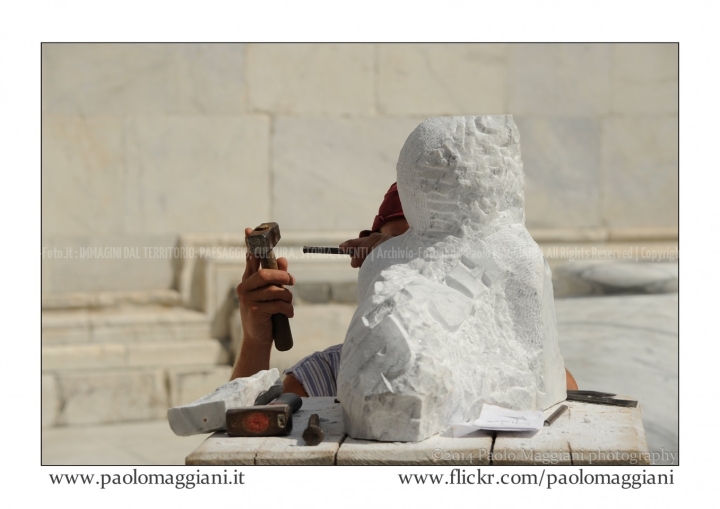 Carrara_SIMPOSIO-INTERNAZIONALE-DI-SCULTURA-A-MANO_2014-07_15115969936_o