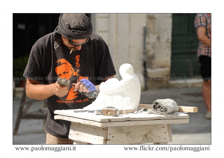 Carrara_SIMPOSIO-INTERNAZIONALE-DI-SCULTURA-A-MANO_2014-11_15138954405_o