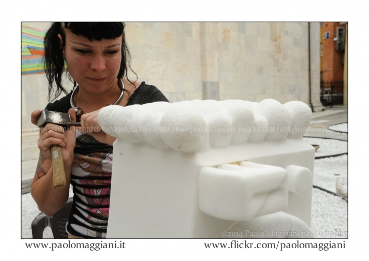 Carrara_SIMPOSIO-INTERNAZIONALE-DI-SCULTURA-A-MANO_2014-37_15116005316_o