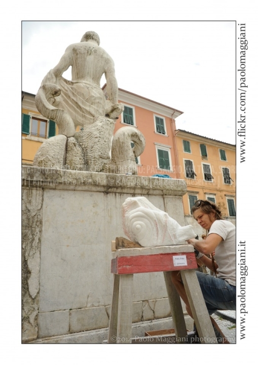 Carrara_SIMPOSIO-INTERNAZIONALE-DI-SCULTURA-A-MANO_2014-38_15139002725_o