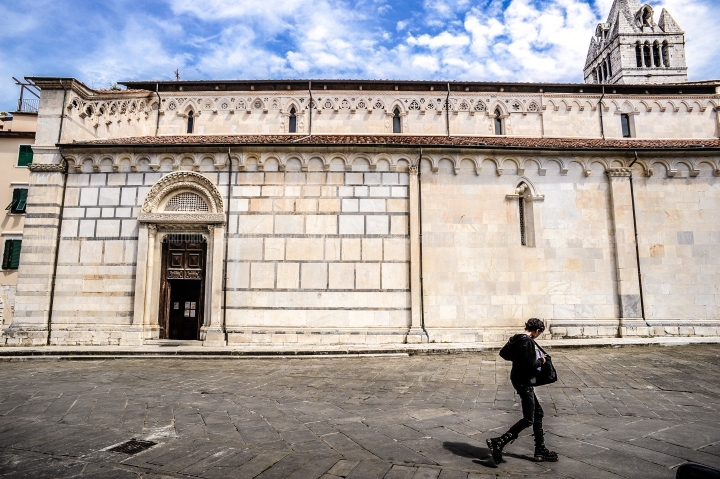 D70015_DSC7990_Paolo-Maggiani_04052015_Carrara-Duomo-marmo-pieve-S.-Andrea