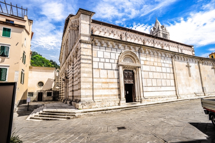 D70015_DSC7996_Paolo-Maggiani_04052015_Carrara-Duomo-marmo-pieve-S.-Andrea