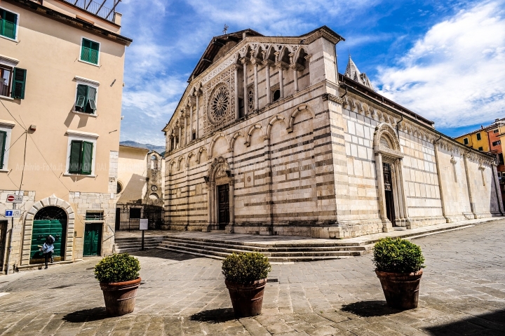 D70015_DSC7999_Paolo-Maggiani_04052015_Carrara-Duomo-marmo-pieve-S.-Andrea