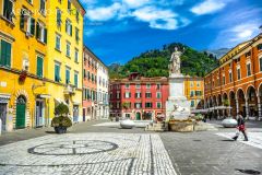 Carrara_Piazza Alberica