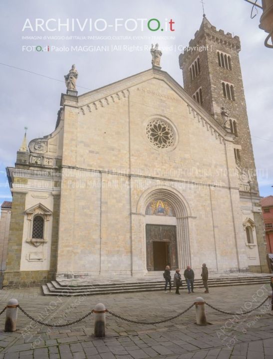 Sarzana_centro_storico_PaoloMaggiani_it_156ND70020185ND61020P_MAG1024