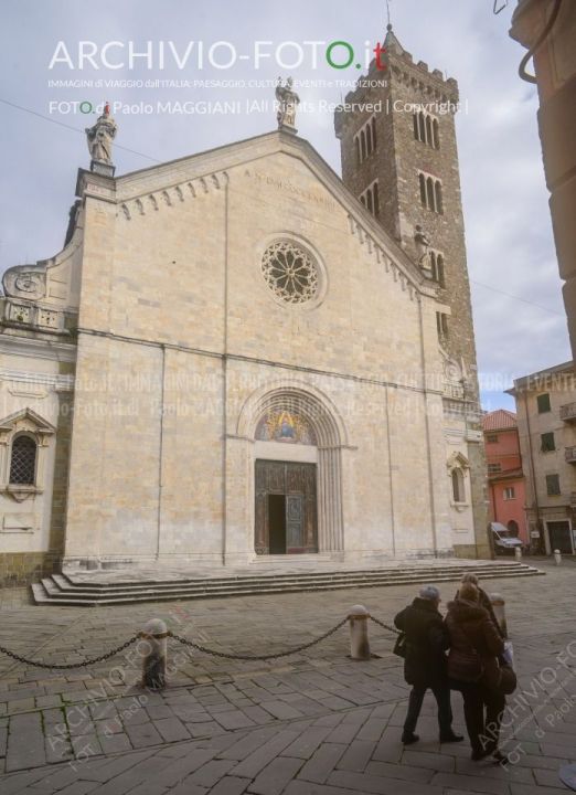 Sarzana_centro_storico_PaoloMaggiani_it_156ND70020185ND61020P_MAG1025