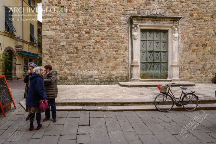 Sarzana_centro_storico_PaoloMaggiani_it_156ND70020185ND61020P_MAG1029