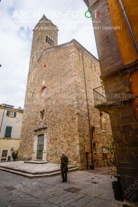 Sarzana_centro_storico_PaoloMaggiani_it_156ND70020185ND61020P_MAG1070